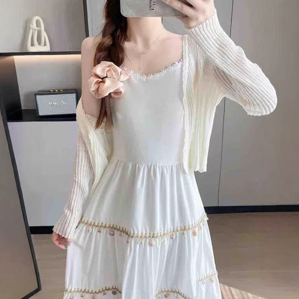 Robe maxi femme avec des détails romantiques Chic und Stil