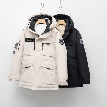 Dames d'hiver parka avec poches pratiques et système de capuchon réglable Chic und Stil