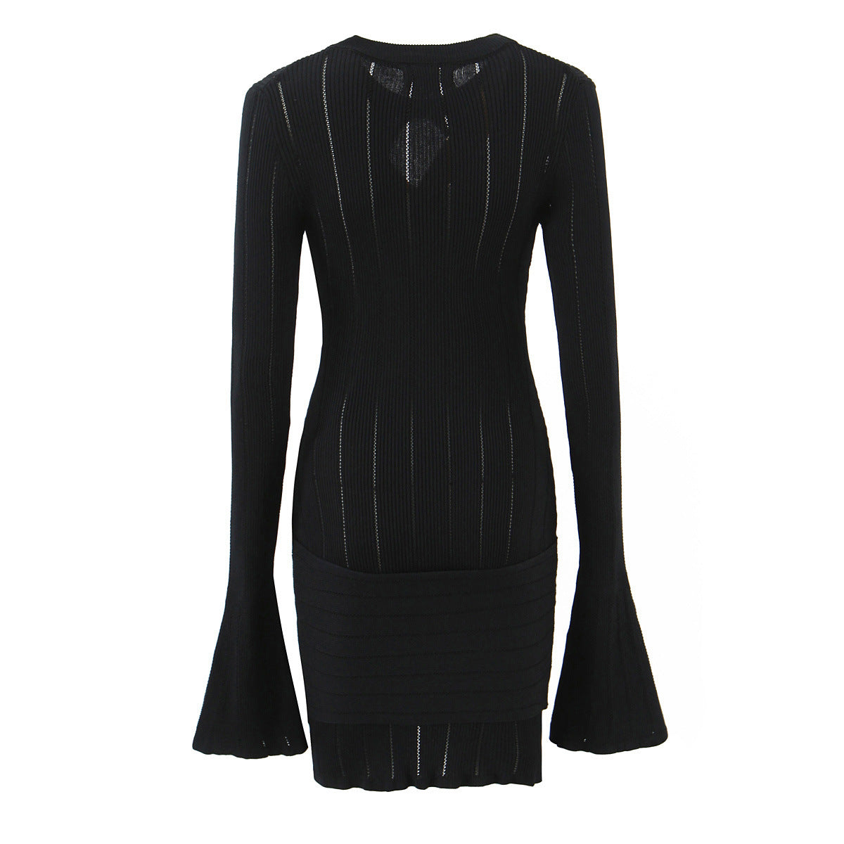 Robe en tricot ajustée pour dames avec un décolleté original et un volant Chic und Stil