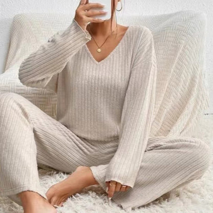 Women Casual Knit Top and Pants Set Chic and Style