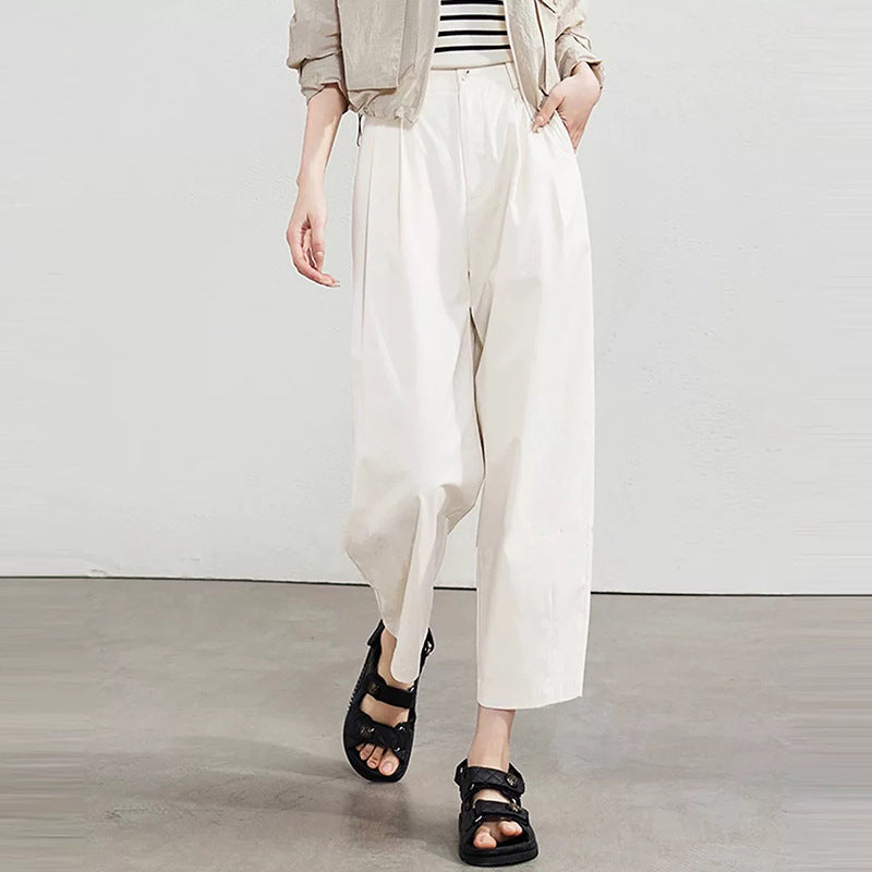 Chic und Stil Relaxed Pleats Women's Pants