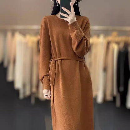 Robe en tricot pour femme avec détail à nouer et matériau doux Chic und Stil