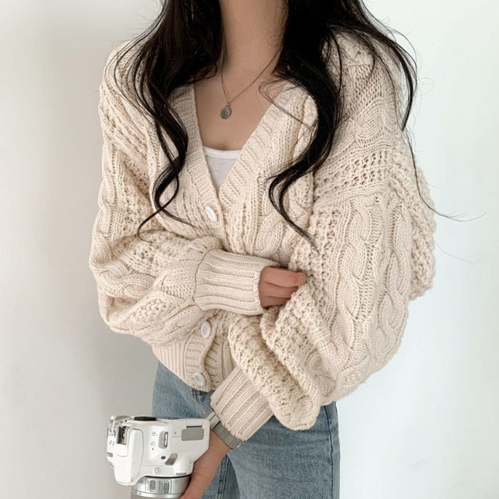 Cardigan femme en grosse maille avec motif en relief et détails de boutons Chic und Stil