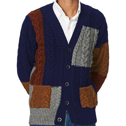Cardigan homme en gros tricot avec accents colorés et poches pratiques Chic und Stil