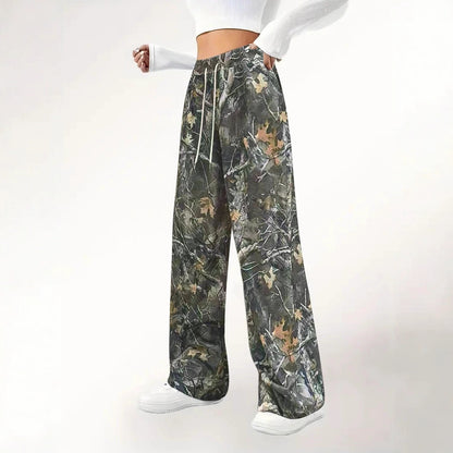 Camouflage palazzo pants for women with elastic waist and comfortable fit Chic und Stil