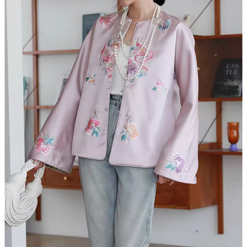 Blouse en soie brodée pour femmes avec manches en cloche Chic und Stil