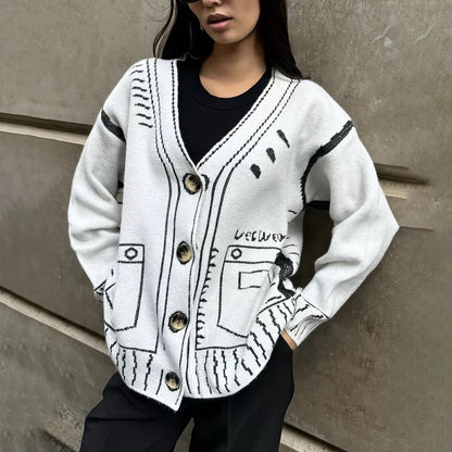 Dames cardigan en tricot à la mode avec un design unique Chic und Stil