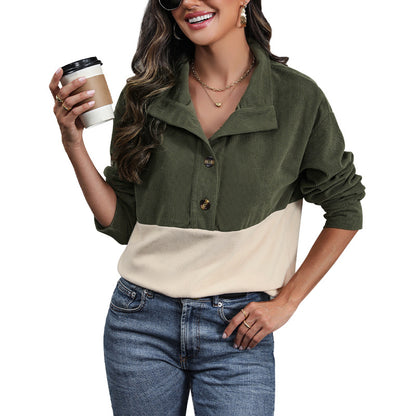 Pull en corduroy à col montant et détail de bouton pour femmes Chic und Stil