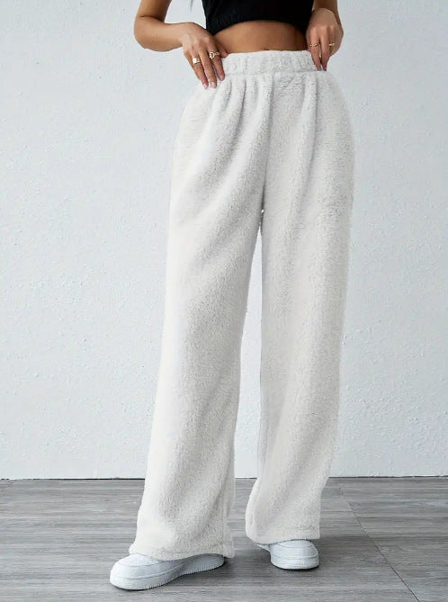 Ladies Comfortable Fleece Pants in Chic and Stylish Loose Design