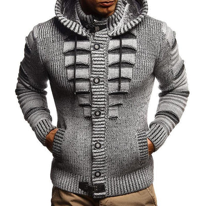 Veste en tricot pour hommes avec capuche et détails décoratifs des boutons Chic und Stil