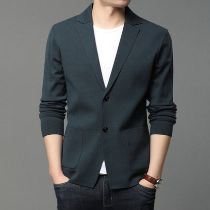 Blazer en tricot pour hommes avec des détails de boutons élégants et des poches pratiques Chic und Stil