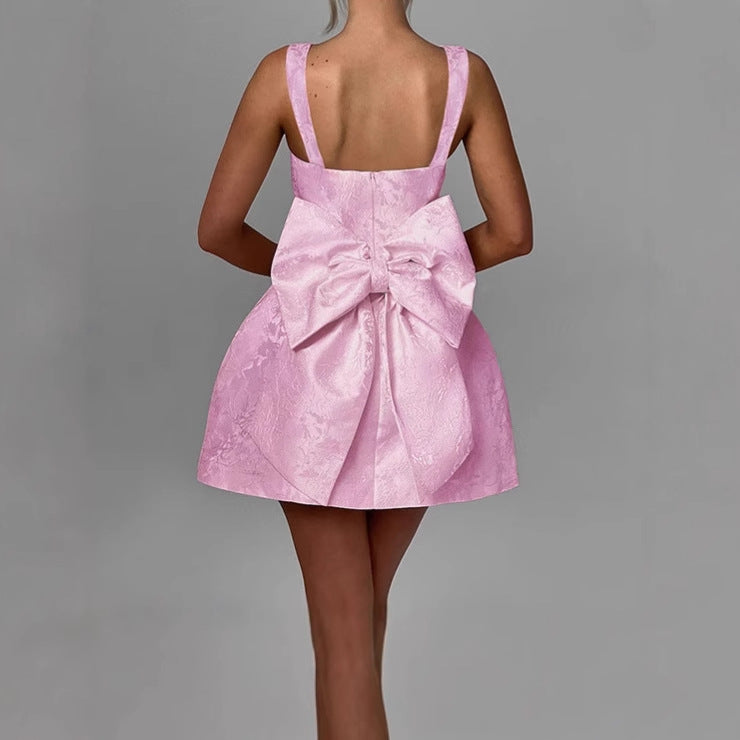 Robe A-ligne pour femmes avec motif jacquard floral et bretelles fines Chic und Stil