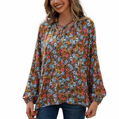 Chemisier décontracté pour femmes avec motifs floraux et détails élégants en volants Chic und Stil