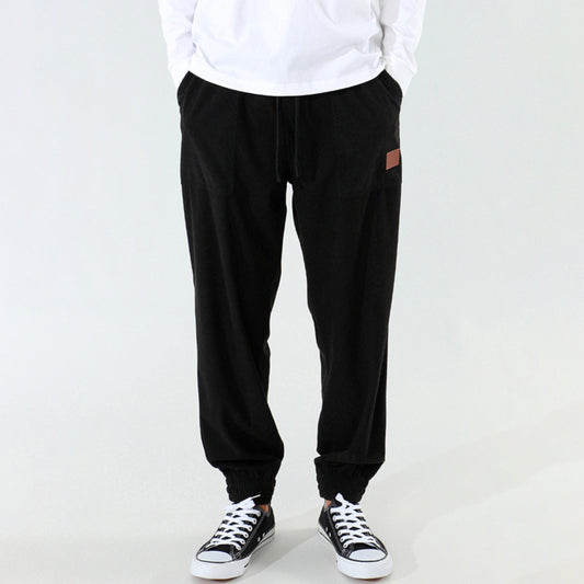 Comfortable casual pants for men with elastic waistband and relaxed fit Chic und Stil
