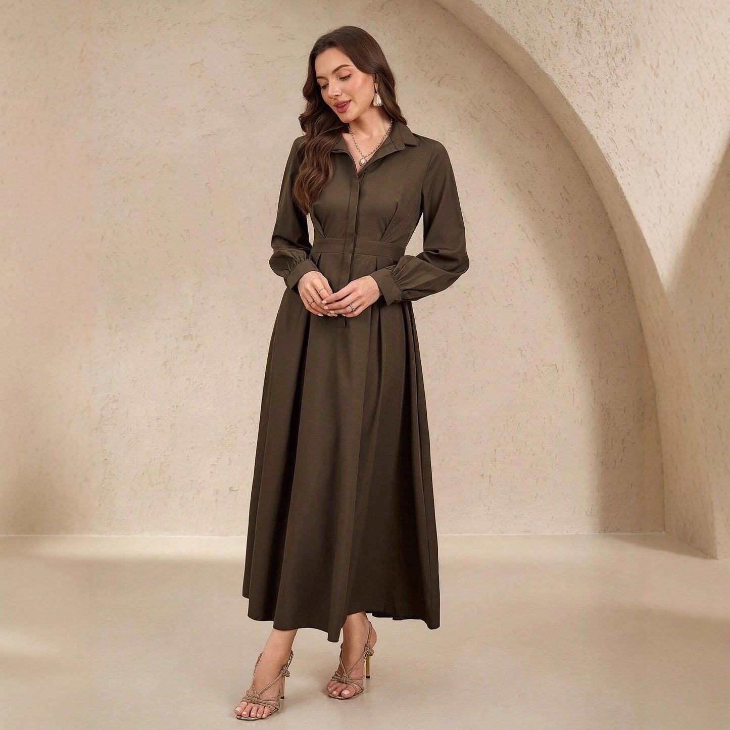 Robes chemises élégantes pour femmes avec jupe fluide et poches pratiques Chic und Stil