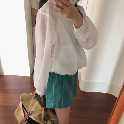 Veste de sport légère pour femmes avec des manches volumiques Chic & Stil