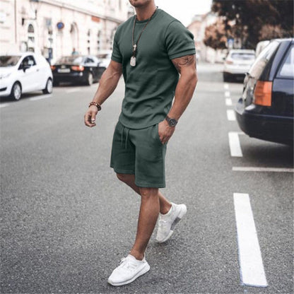 Ensemble d'été sportif pour hommes avec t-shirt respirant et shorts Chic und Stil
