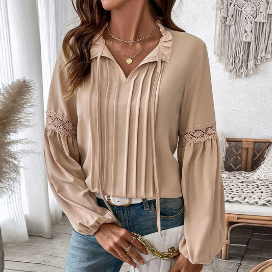 Chemise femme avec des plis fins et de la dentelle Chic und Stil