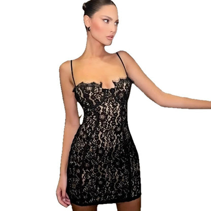 Robe en dentelle pour femmes avec bretelles réglables Chic und Stil