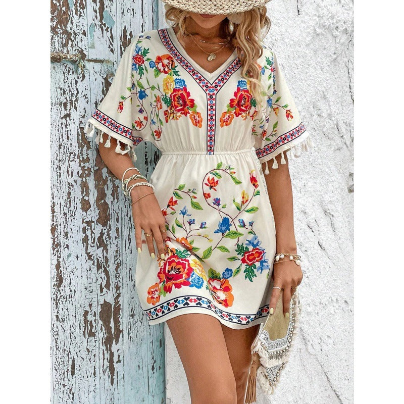 Robe de loisirs pour femmes avec un design floral et des manches à franges Chic und Stil