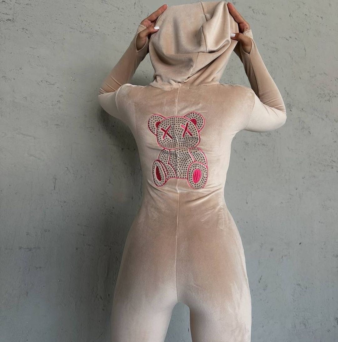 Robe à capuche pour femmes avec motif d'ours scintillant et coupe ajustée Chic und Stil