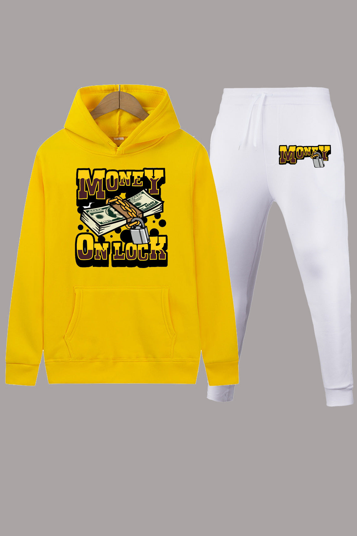 Women's hoodie and jogging pants set with catchy graphic pattern Chic and Style