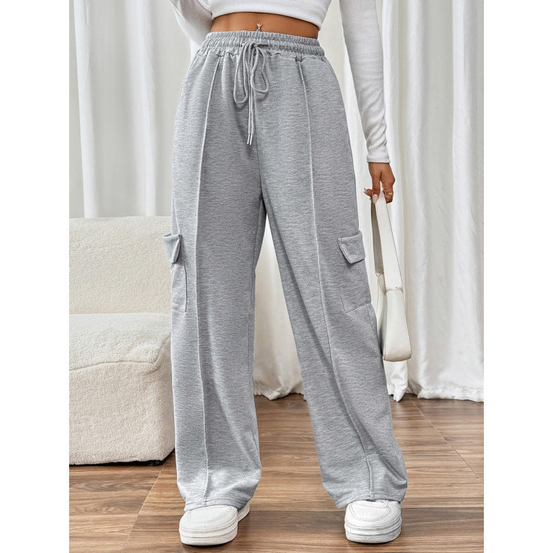 Wide cargo pants for women with elastic waist and practical side pockets Chic and Style