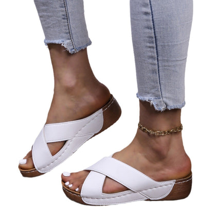 Chaussons à brides confortables pour femmes avec semelle anatomique et semelle antidérapante Chic und Stil