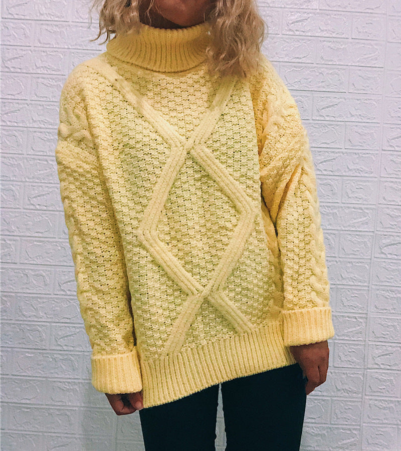 Pull en grosse maille pour femme avec un motif de torsade à la mode et un grand col Chic und Stil