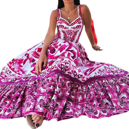 Robe maxi élégante pour dames avec un design de volants ludique et des motifs luxuriants Chic und Stil