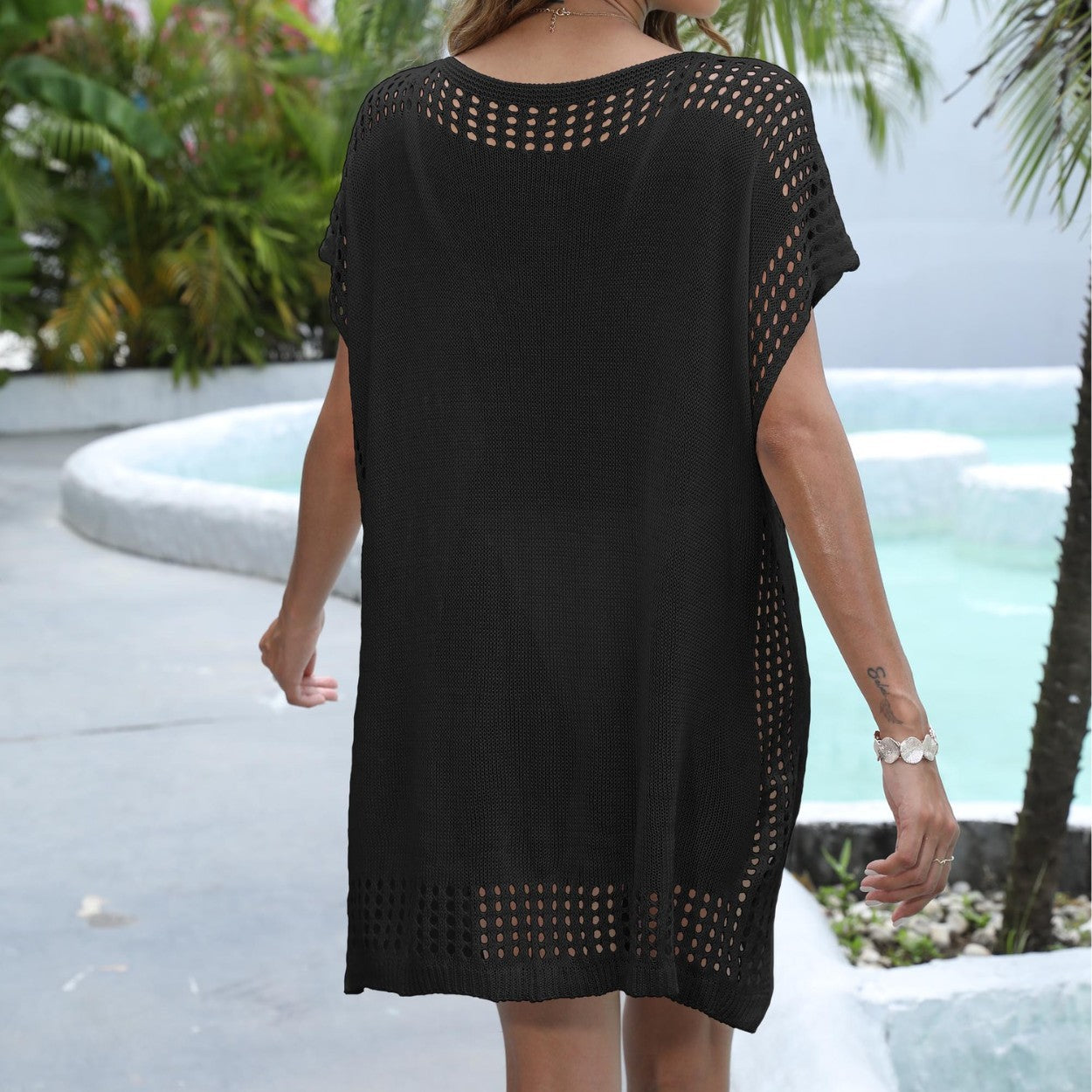 Ladies Lightweight Chic Crochet Beach Kaftan and Style