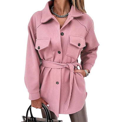 Veste utilitaire pour dames avec une ceinture tendance et des poches pratiques Chic und Stil