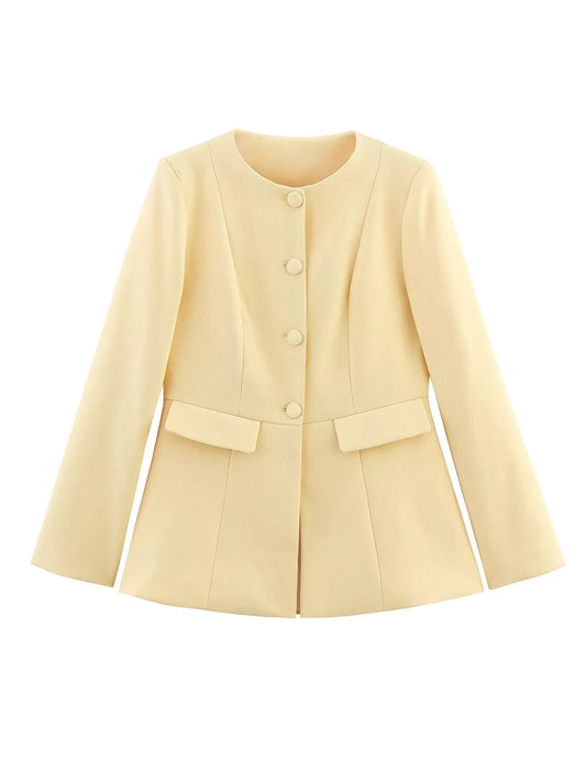 Blazer court élégant pour femmes avec coupe cintrée et détails de boutons Chic und Stil
