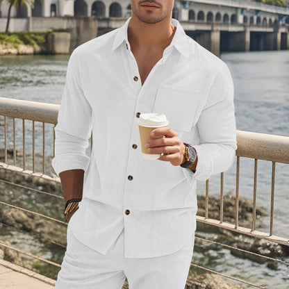 Chemise pour hommes avec un motif à rayures fines et une poche poitrine pratique Chic und Stil