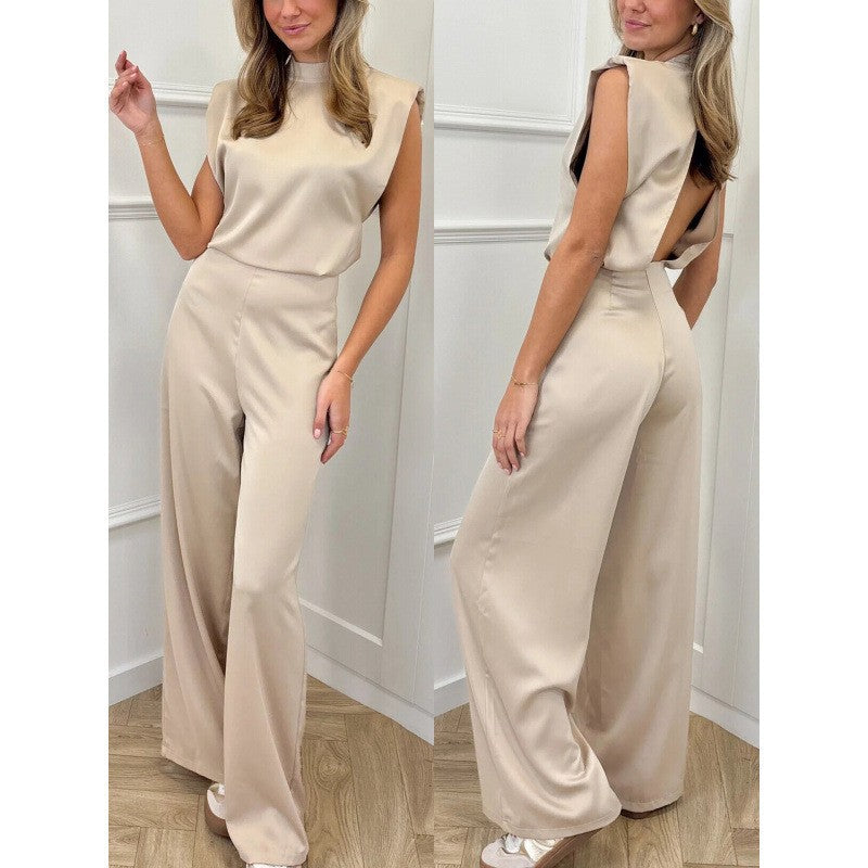 Dames élégant combinaison avec col étroit et fermeture éclair latérale Chic und Stil