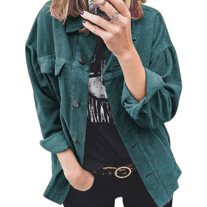 Veste en velours côtelé à la mode pour femmes avec des poches plaquées pratiques et une coupe décontractée Chic und Stil