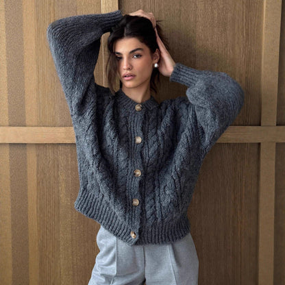 Dames gros tricot cardigan avec des détails de bouton élégants et des manches volumineuses Chic und Stil