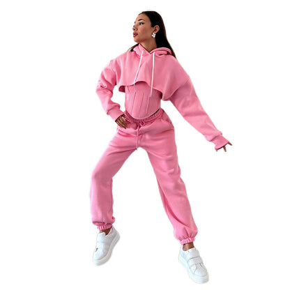 Ladies short sporty top with corset details and comfortable jogging pants Chic and Style