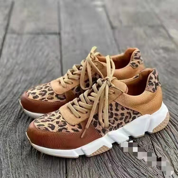 Bottes de course tendance à motif léopard pour dames Chic und Stil