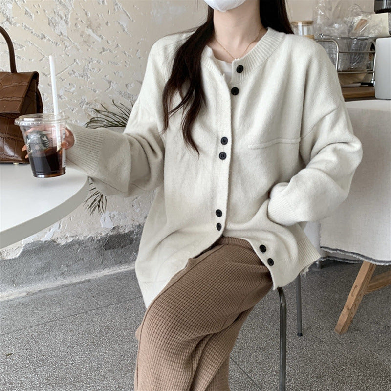 Dames cardigan en tricot décontracté avec une texture fine et des détails pratiques de boutons Chic und Stil