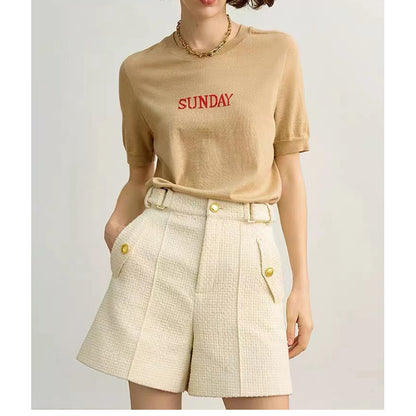 Ensemble de T-shirt brodé décontracté pour femme et de shorts taille haute Chic und Stil