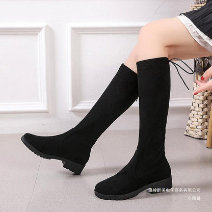 Bottes femme au-dessus du genou avec surface veloutée et détail de lacet réglable Chic und Stil