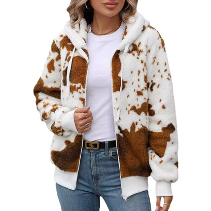 Women's plush jacket with animal print and practical pockets Chic and Style