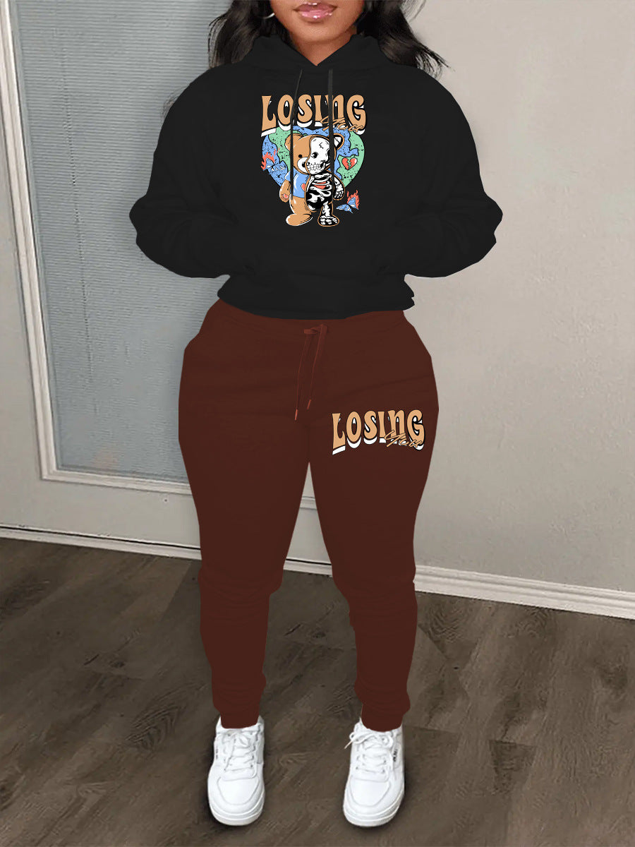 Hoodie and jogger pants set for women with creative bear pattern and modern cut Chic and Style