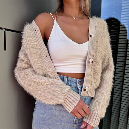 Dames cardigan douillet avec une texture pelucheuse et des détails de boutons Chic und Stil