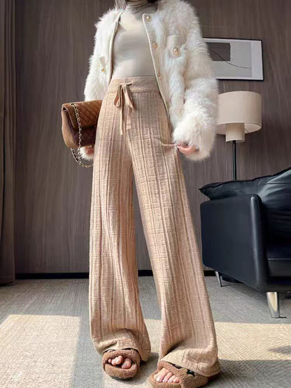 Loose linen pants for women with elastic waistband and striped design Chic und Stil