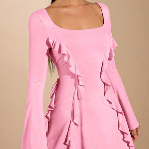 Robe à volants élégante pour femmes avec décolleté plongeant et manches longues Chic und Stil