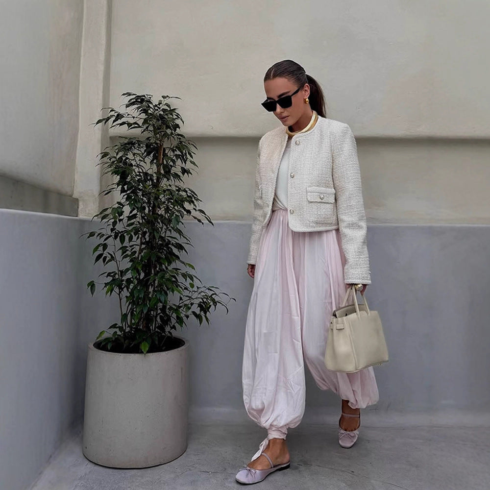 Elegant and lightweight cotton pants for women Chic and Style