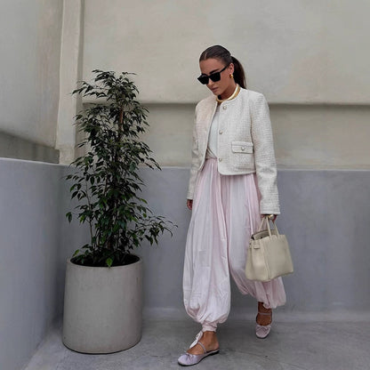 Elegant and lightweight cotton pants for women Chic and Style