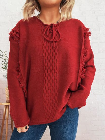 Pull en tricot oversize pour femmes avec un design de franges ludique et un motif en torsades Chic und Stil